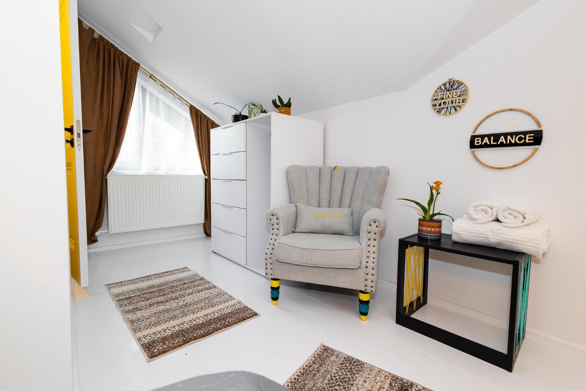 In Longfield Town Bed and Breakfast Câmpulung Moldovenesc Εξωτερικό φωτογραφία