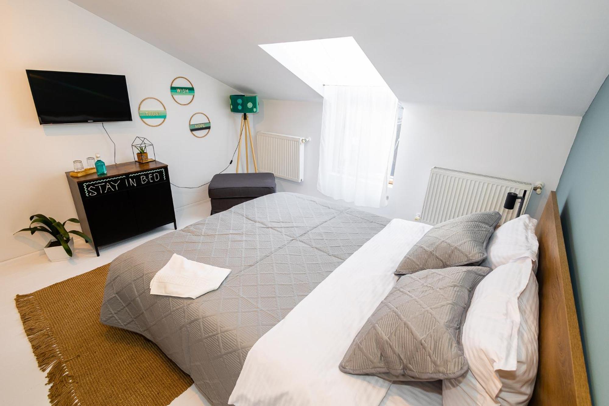 In Longfield Town Bed and Breakfast Câmpulung Moldovenesc Εξωτερικό φωτογραφία