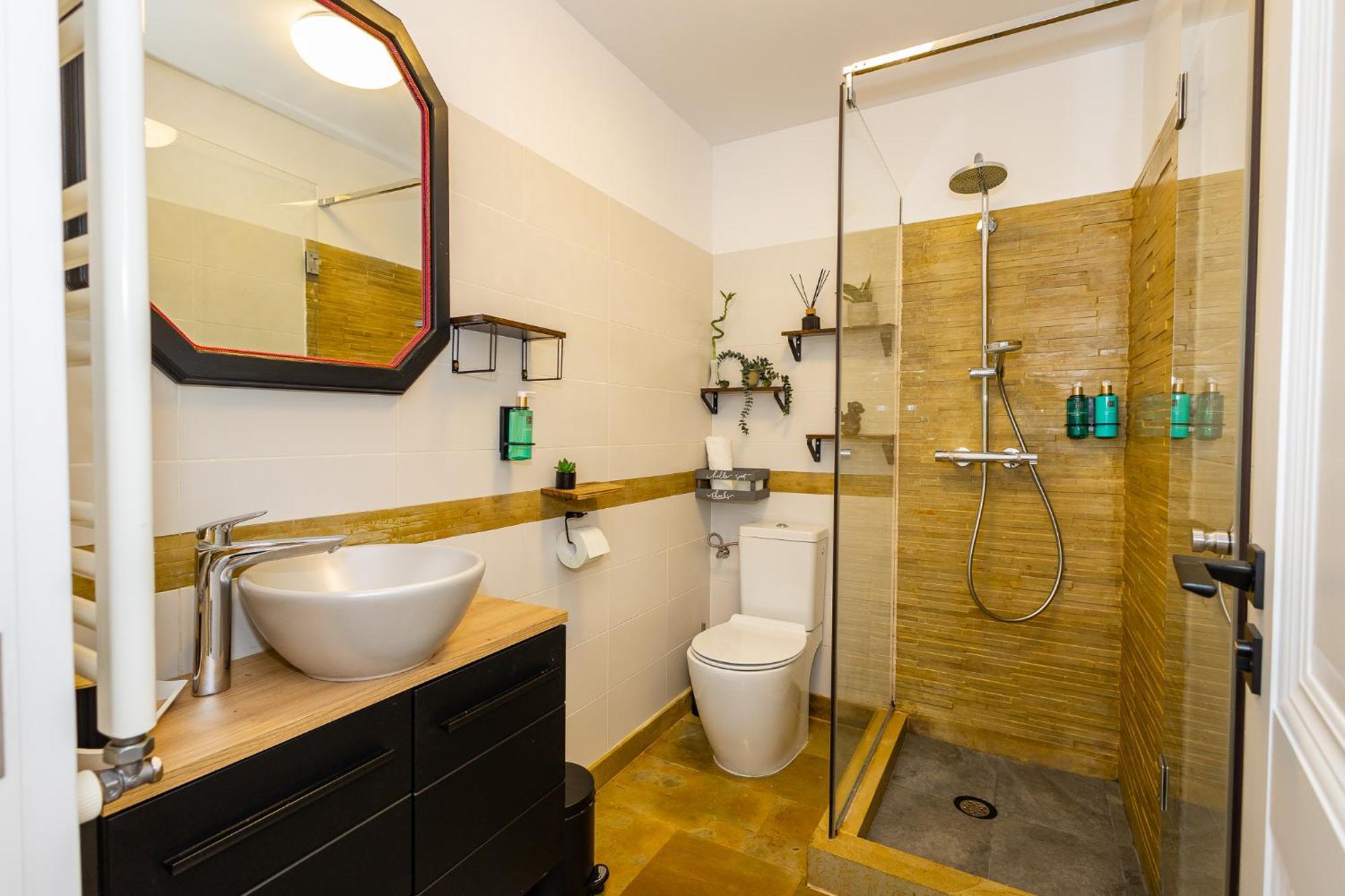 In Longfield Town Bed and Breakfast Câmpulung Moldovenesc Εξωτερικό φωτογραφία